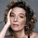Dulce Pontes als Self