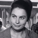 Barbara Dennek als Young Tourist