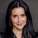 Alex Castillo als Treese's Mom