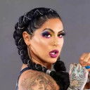 Katie Forbes als Katie Forbes