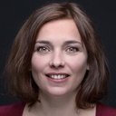 Héloïse Rauth als Sarah