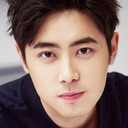 Xiao Xu als Mei Dong