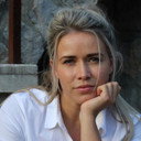 Laura Nicole Tott als Herself - Waitress