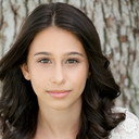 Zoey Burger als Gigi Rueda