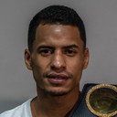 Carlos Canizales als Self