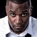 Jay Whittaker als Doctor J