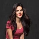 Isabelle Kaif als Simone