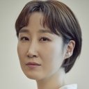 Kim Kuk-hee als Democratic Personage (uncredited)