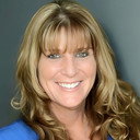 Connie Kincer als Nurse Sour Face