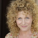 Caroline Langford als Sally Fraser