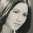 Thanh Hiền als Wife
