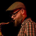 Björn Almgren als Self / Saxophone
