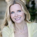 Elizabeth Gast als Sharon Gale