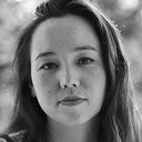 Julia Shimura als Vera
