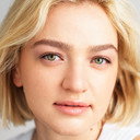 Faith Taylor als College Kid