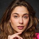 Dolores Moriondo als Lola Dons
