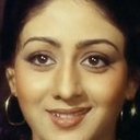 Bindiya Goswami als Deepa