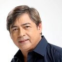 Joel Torre als Trisha's father