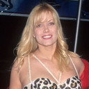 Annie McAuley als Hot Tub Lady / Lady with Joint