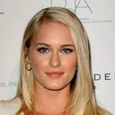 Leven Rambin als Missy Thaxton