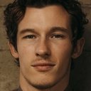 Callum Turner als Gregory