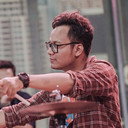 Tutus Thomson als Budi