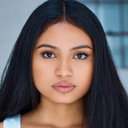 Eliana Su'a als Sam Hobbs