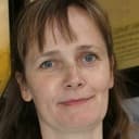 Ylva Lööf als Viola Furnäs