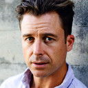 Lucas Near-Verbrugghe als Dean