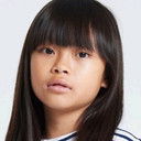 April Rae Hoang als Lily