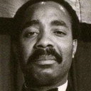 Raymond Aquilon als Frankie, guardian