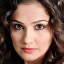 Yeliz Tozan als Nihan