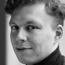 Marcin Walkowski als Paramedic