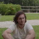 Iván Herrera als Adri