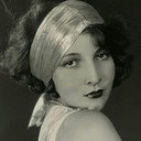 Eva von Berne als Virginia
