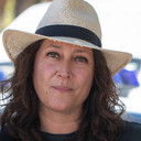 Belén Macías, Writer