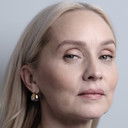 Mona Fastvold als Sonia