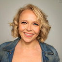Denise Jones als Danish Driver's Wife