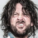 Tracii Guns als Self