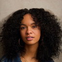 Renée Coler-Williams als Naomi