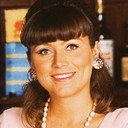 Tricia Penrose als Symphony Girl 1