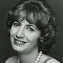Penny Marshall als Mrs. Plotkin