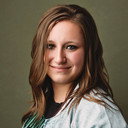 Katie Evans als Isa