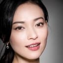 Yao Yi Ti als Lily