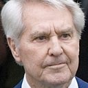 Holger Juul Hansen als Jørgen