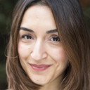 Özge Özel als Özge