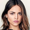 Eiza González als Marjorie Stewart