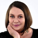 Franci Swanepoel als Monja Venter