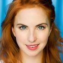 Georgia Scott als Nurse Emma