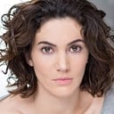 Crystal Rivers als Annie